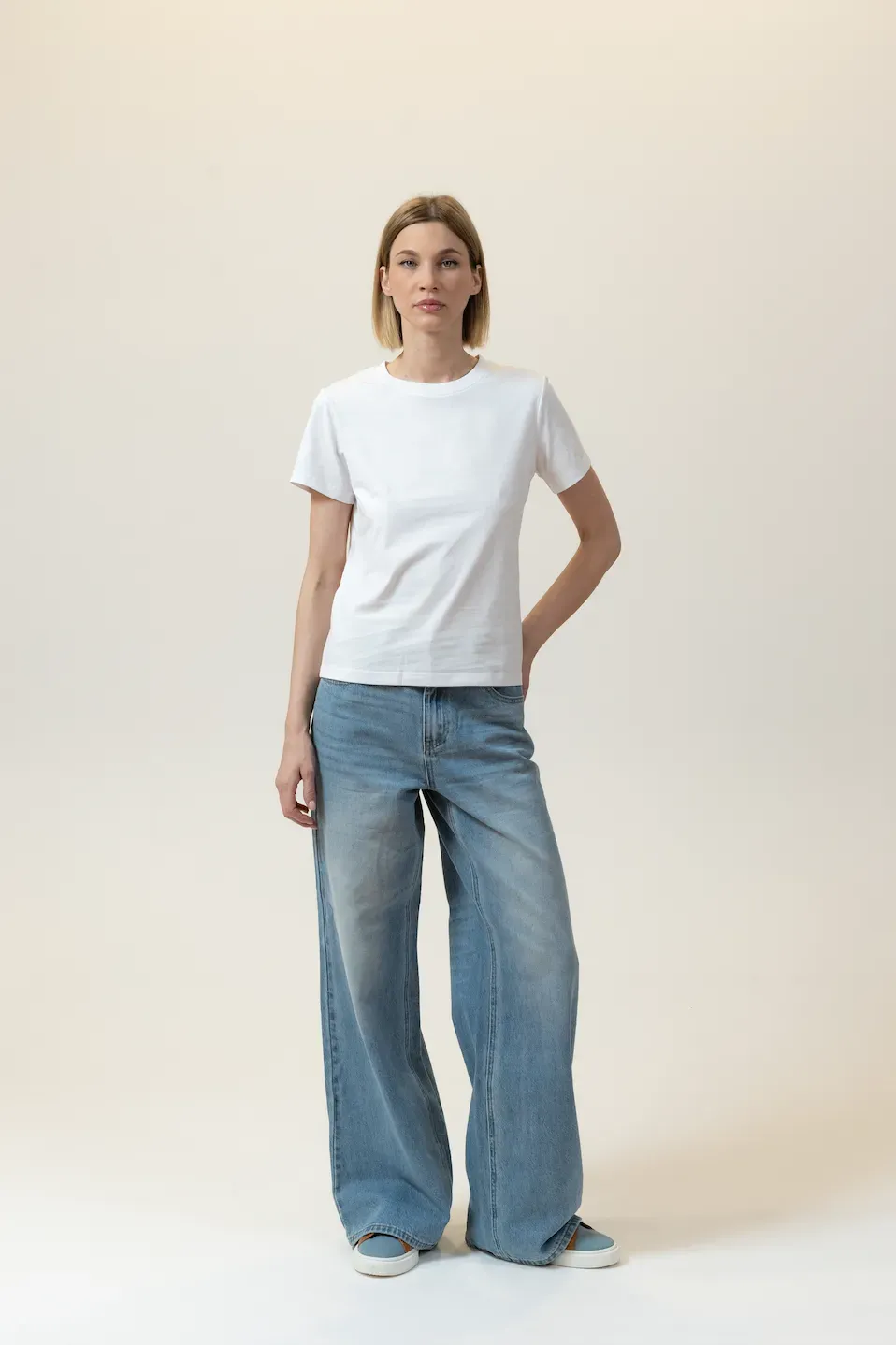 Футболка белая