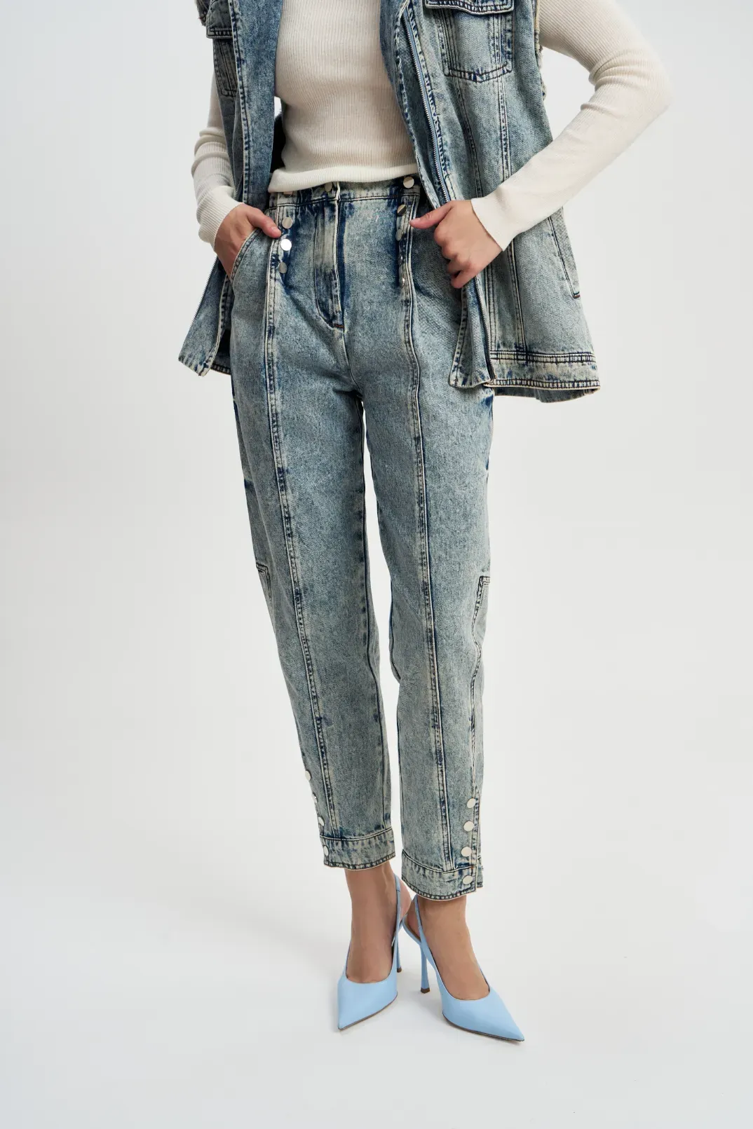 Джинсы Пуговицы