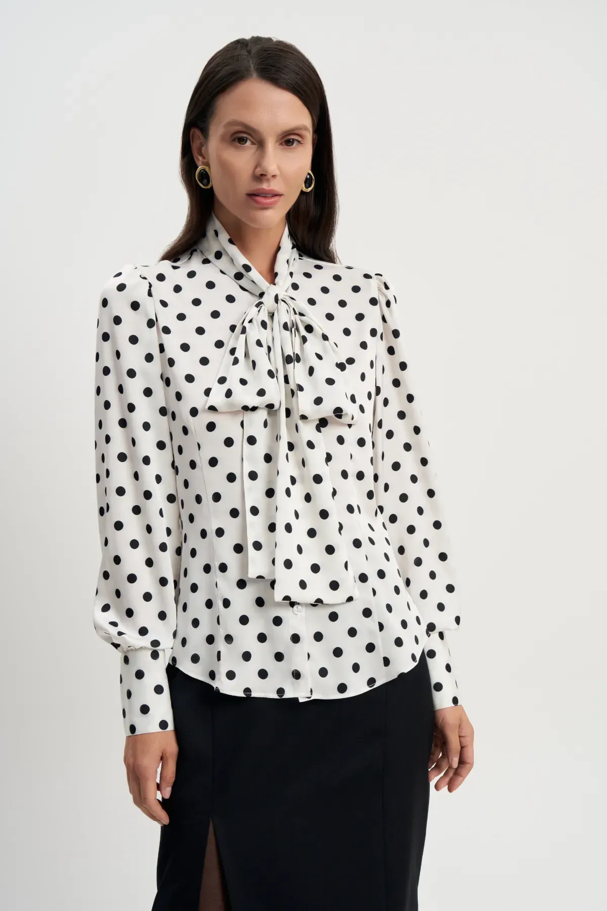 Блузка Элегант (горох, белая)