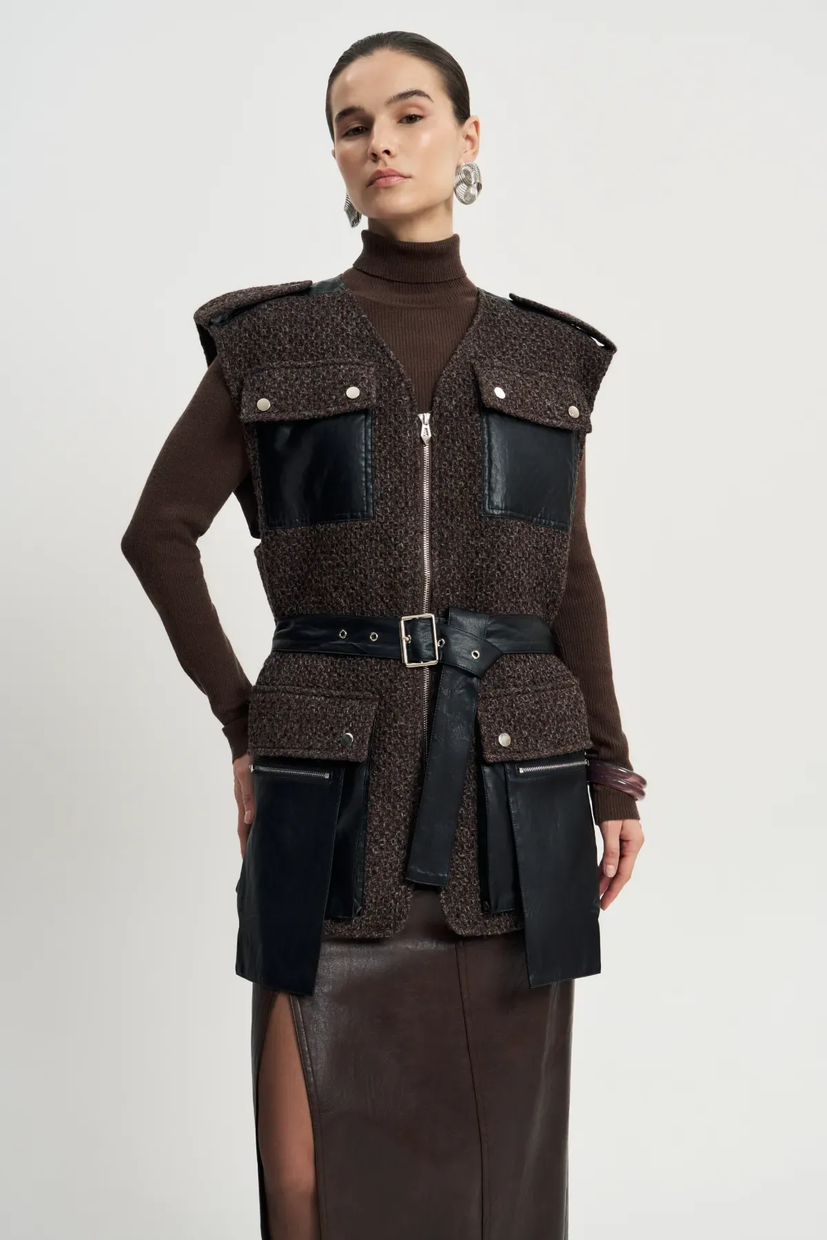 Жилет Карманы