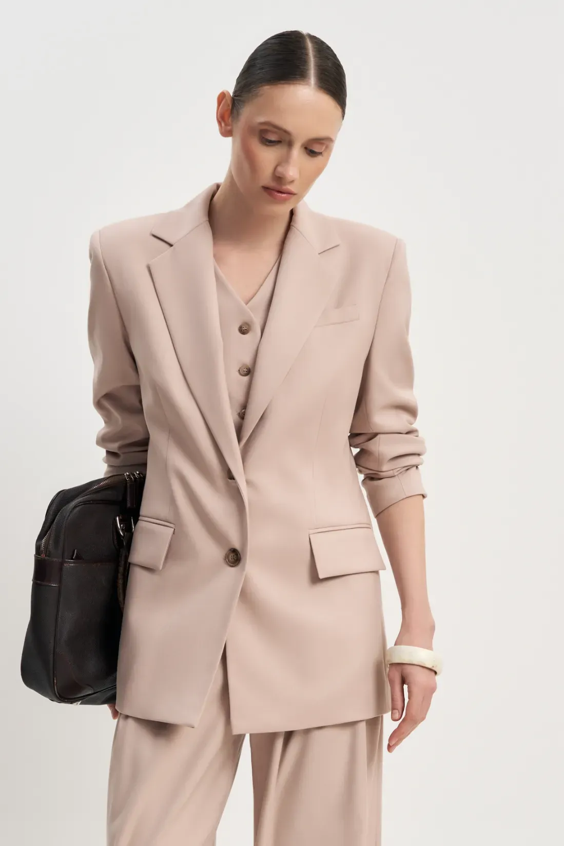 Костюм-тройка Денди светлый беж