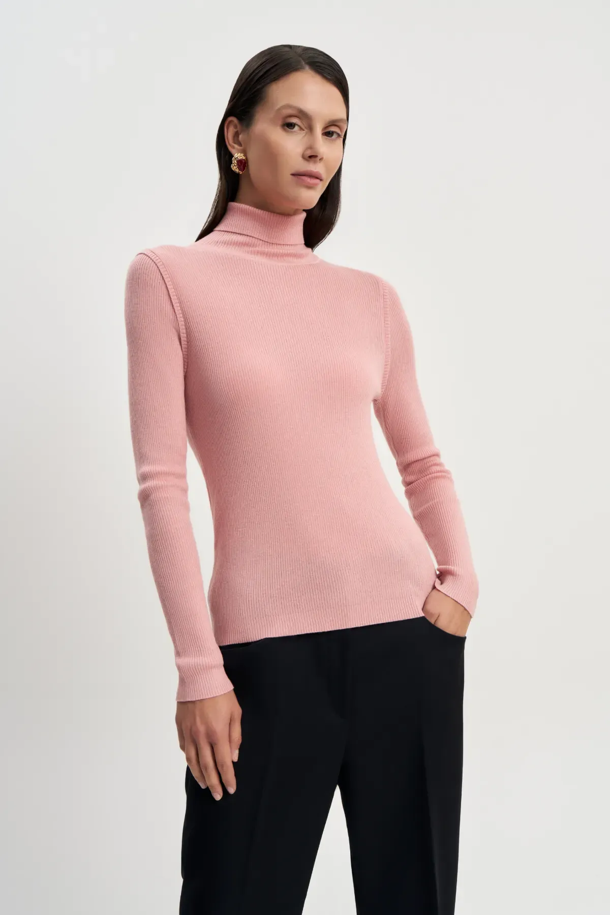 Водолазка розовая