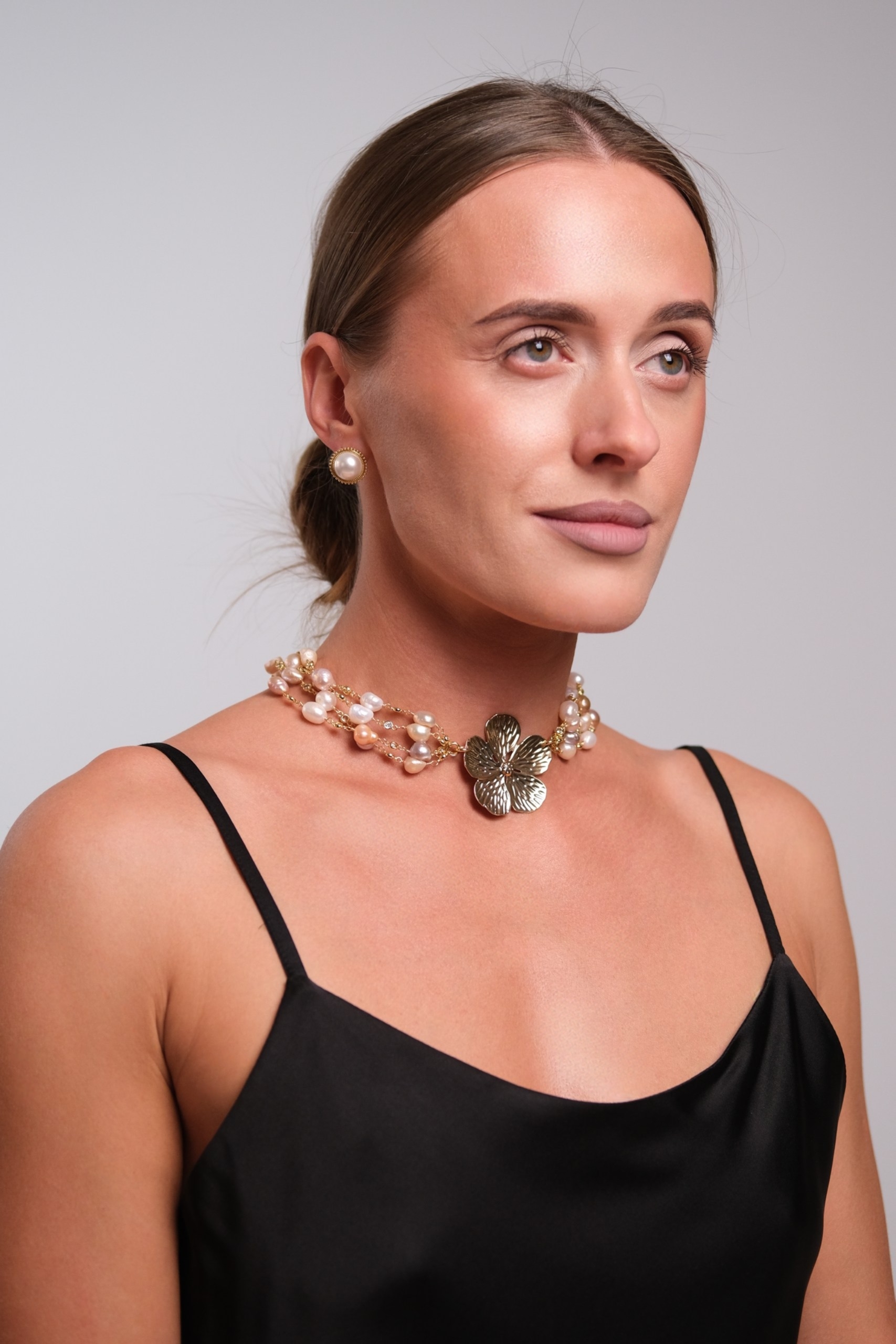 Колье Цветок